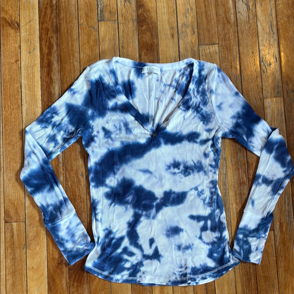 Blue and White Tie-Dye Long Sleeve Top